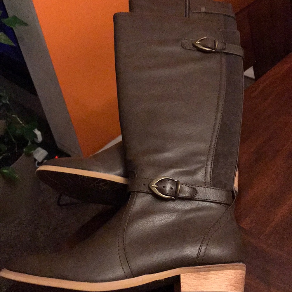 BareTraps Brown Faux Leather Riding Boot  Size 10